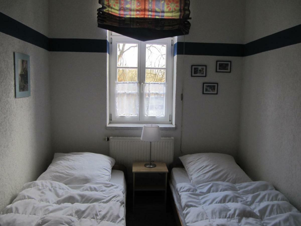 "Alter Bahnhof" Schalkenmehren Apartment Екстериор снимка